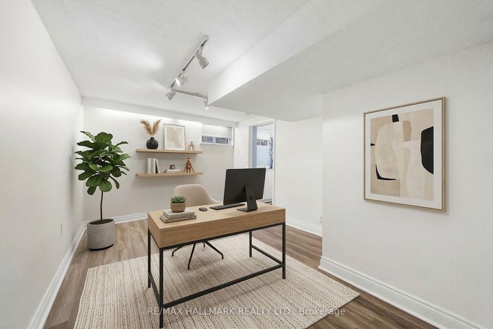 Photo 34 at 11 Tangle Briar Way, Bayview Village, Toronto