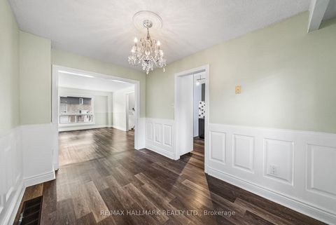 Photo 11 at 11 Tangle Briar Way, Bayview Village, Toronto