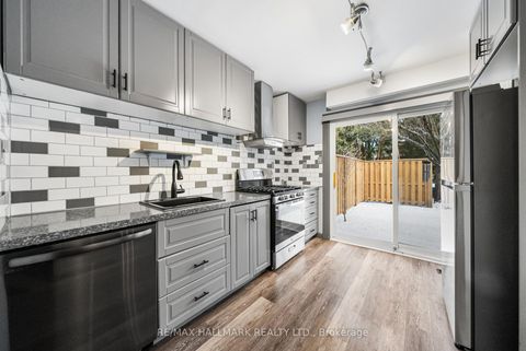 Photo 12 at 11 Tangle Briar Way, Bayview Village, Toronto