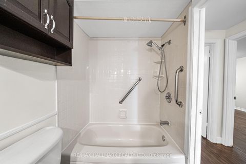 Photo 31 at 11 Tangle Briar Way, Bayview Village, Toronto