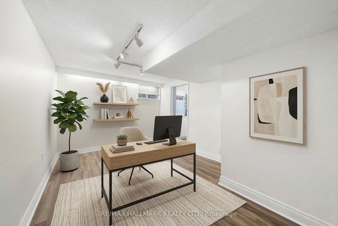 Photo 34 at 11 Tangle Briar Way, Bayview Village, Toronto