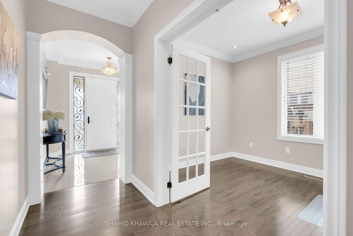 Photo 7 at 12 Orangeblossom Trail, Credit Valley, Brampton