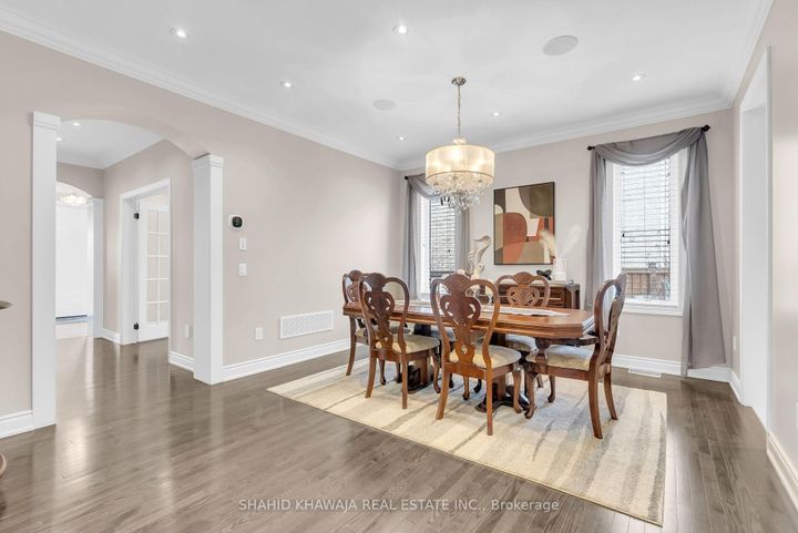 Photo 9 at 12 Orangeblossom Trail, Credit Valley, Brampton