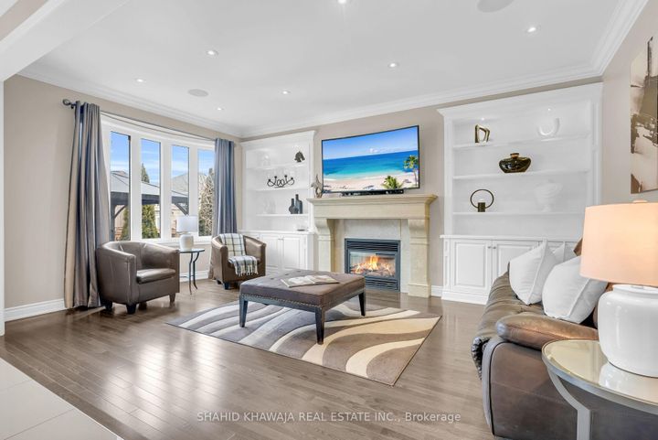 Photo 13 at 12 Orangeblossom Trail, Credit Valley, Brampton