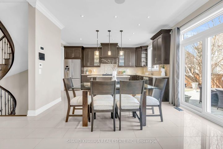 Photo 17 at 12 Orangeblossom Trail, Credit Valley, Brampton