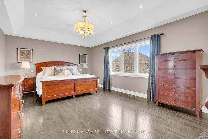 Photo 23 at 12 Orangeblossom Trail, Credit Valley, Brampton