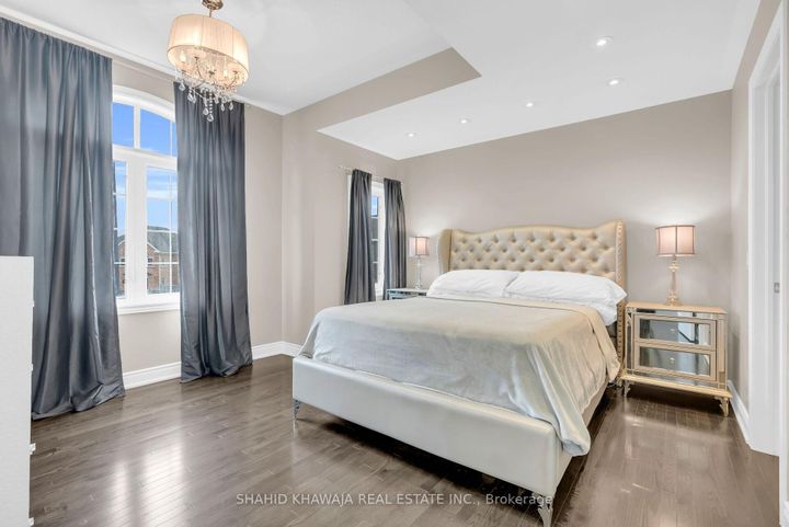 Photo 31 at 12 Orangeblossom Trail, Credit Valley, Brampton