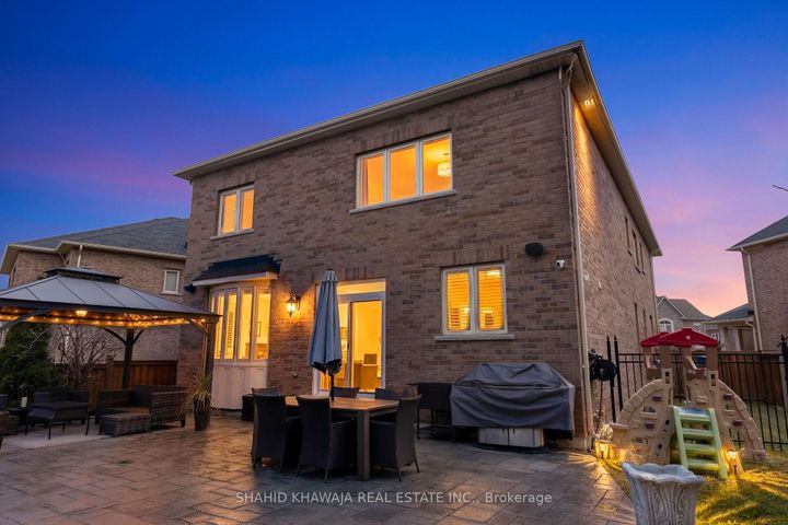 Photo 43 at 12 Orangeblossom Trail, Credit Valley, Brampton