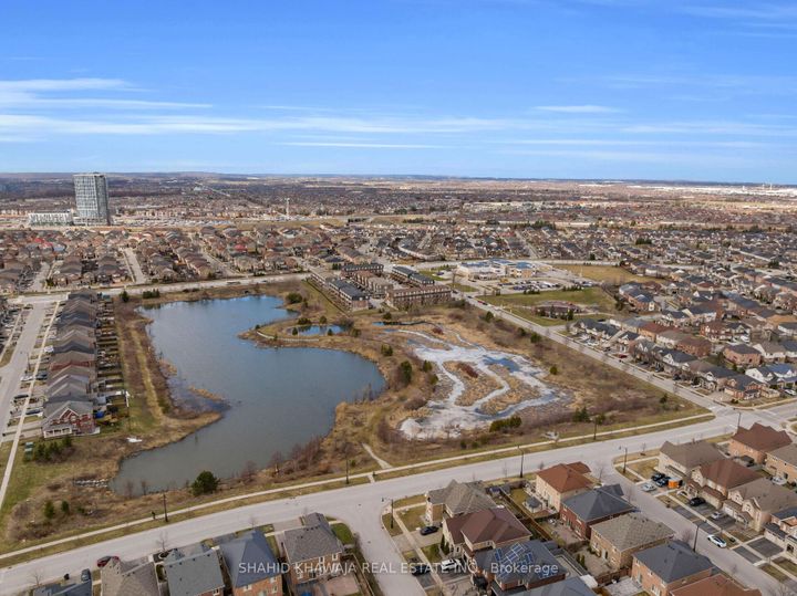 Photo 49 at 12 Orangeblossom Trail, Credit Valley, Brampton