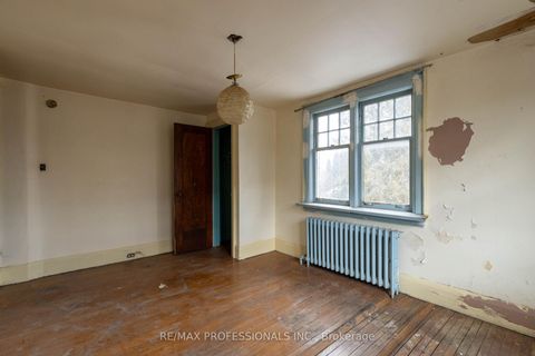 Photo 11 at 60 Dennis Avenue, Mount Dennis, Toronto