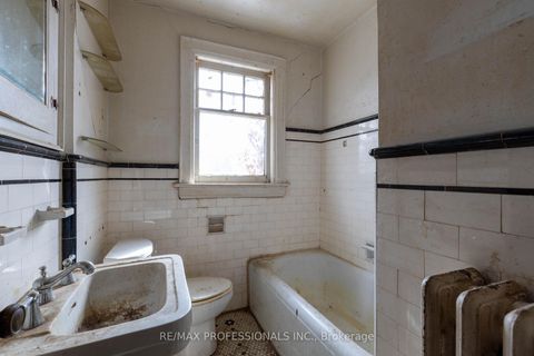 Photo 15 at 60 Dennis Avenue, Mount Dennis, Toronto