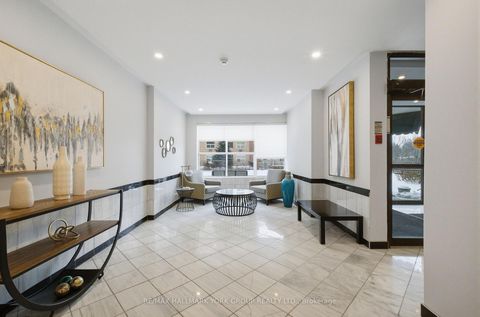 Photo 4 at 604 - 250 Davis Drive, Central Newmarket, Newmarket