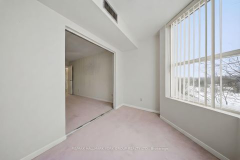 Photo 13 at 604 - 250 Davis Drive, Central Newmarket, Newmarket