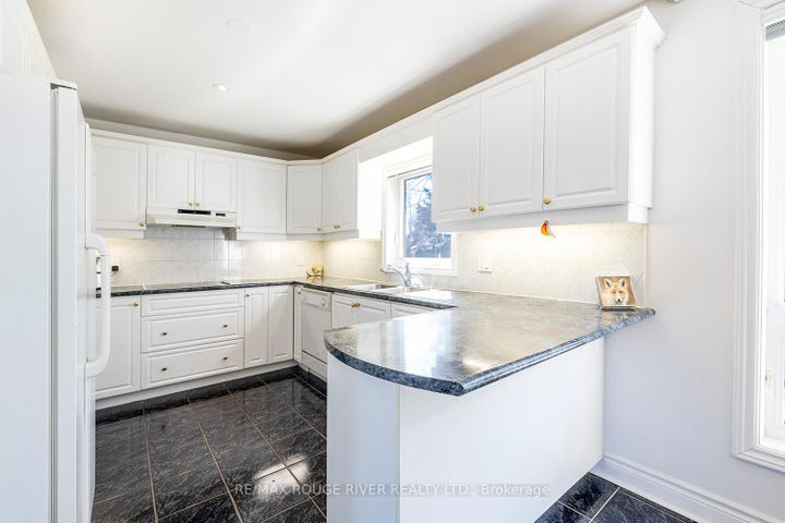 Photo 26 at 9 Granard Boulevard, Cliffcrest, Toronto