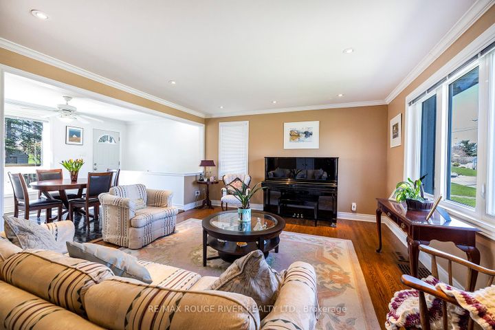 Photo 30 at 9 Granard Boulevard, Cliffcrest, Toronto