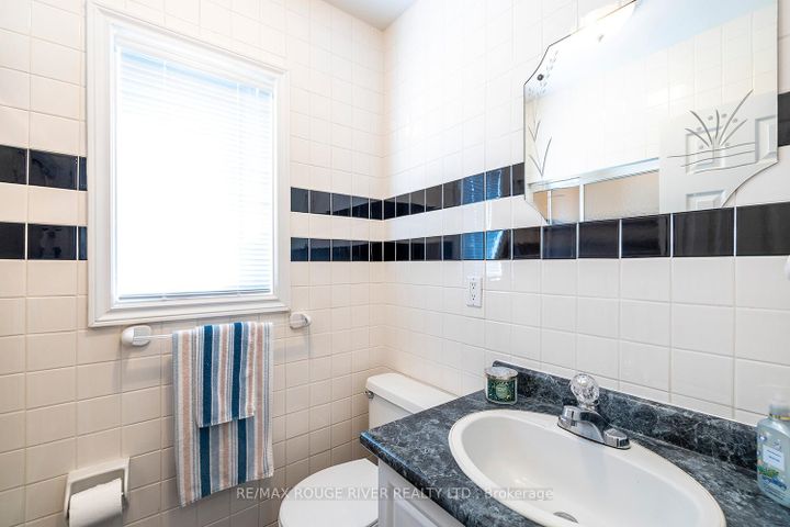 Photo 34 at 9 Granard Boulevard, Cliffcrest, Toronto