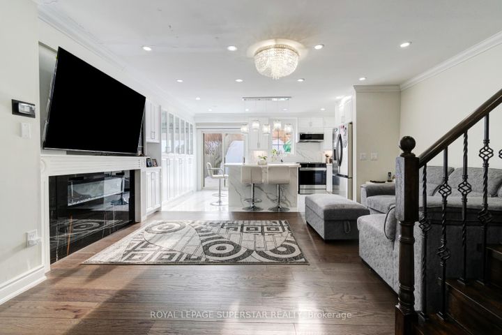 Photo 6 at 131 Checkerberry Crescent, Wellington, Brampton