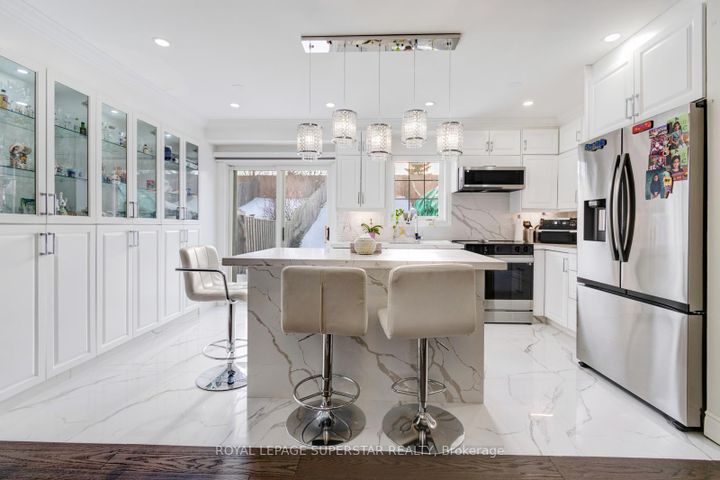 Photo 10 at 131 Checkerberry Crescent, Wellington, Brampton