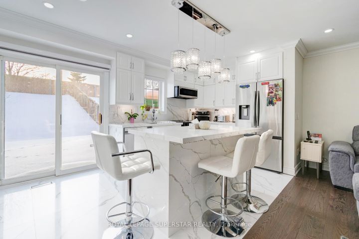 Photo 11 at 131 Checkerberry Crescent, Wellington, Brampton