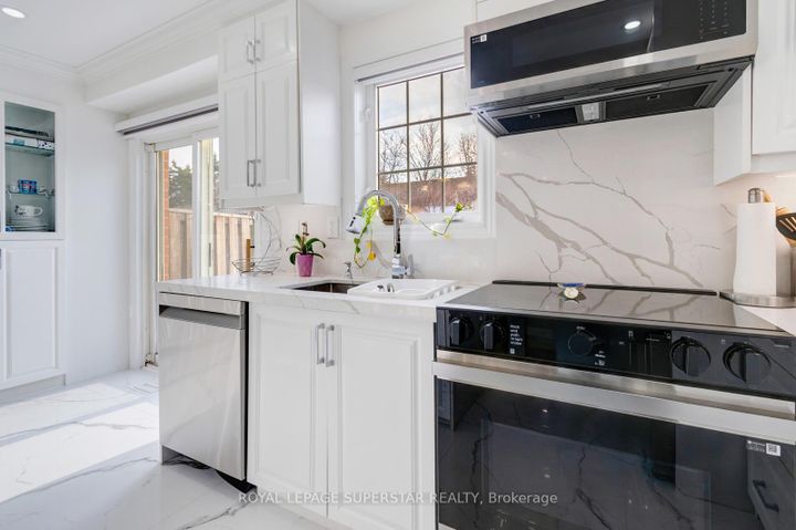 Photo 17 at 131 Checkerberry Crescent, Wellington, Brampton