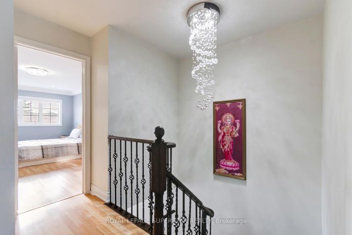 Photo 22 at 131 Checkerberry Crescent, Wellington, Brampton