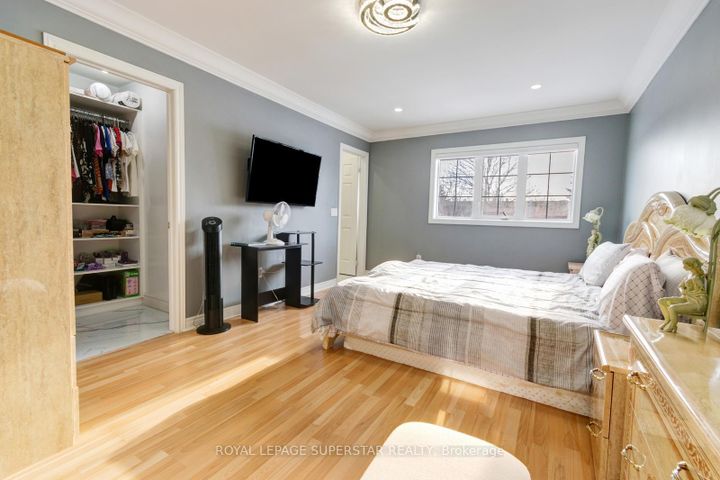 Photo 33 at 131 Checkerberry Crescent, Wellington, Brampton