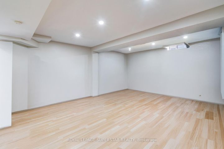 Photo 42 at 131 Checkerberry Crescent, Wellington, Brampton