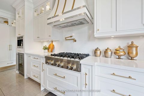 Photo 16 at 75 Rachelle Court, Kleinburg, Vaughan