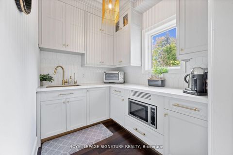 Photo 17 at 75 Rachelle Court, Kleinburg, Vaughan