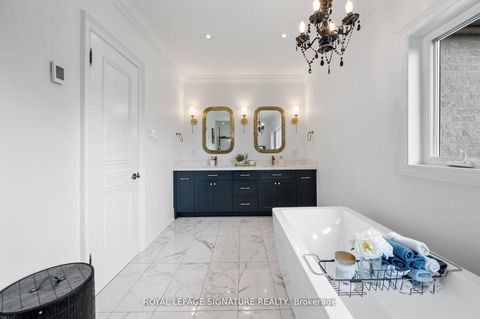 Photo 24 at 75 Rachelle Court, Kleinburg, Vaughan