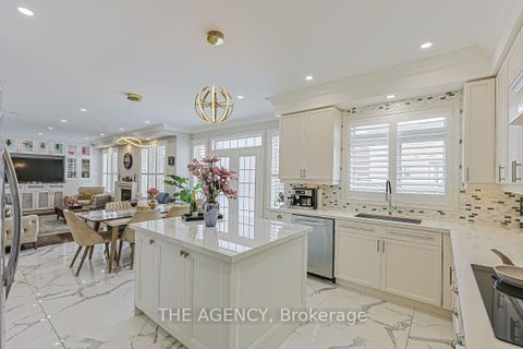 Photo 17 at 48 Tonner Crescent, Bayview Northeast, Aurora