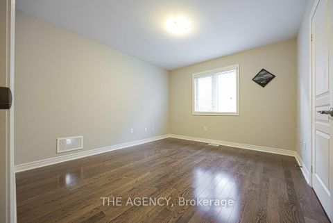 Photo 34 at 48 Tonner Crescent, Bayview Northeast, Aurora