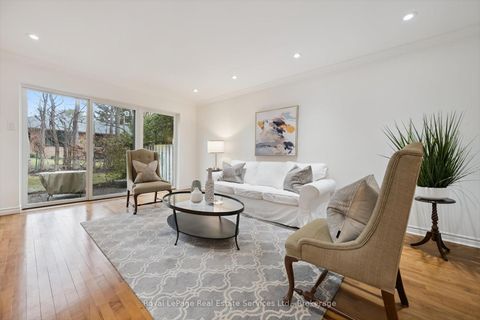 Photo 3 at 136 - 48 Crimson Mill Way, Windfields, Toronto