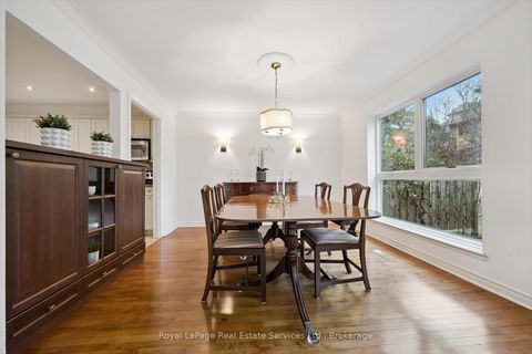 Photo 6 at 136 - 48 Crimson Mill Way, Windfields, Toronto