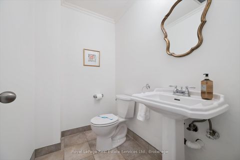 Photo 14 at 136 - 48 Crimson Mill Way, Windfields, Toronto