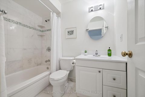 Photo 18 at 136 - 48 Crimson Mill Way, Windfields, Toronto