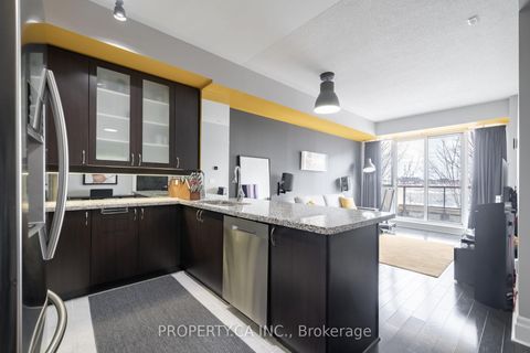 Photo 8 at 309 - 21 Upper Duke Crescent, Unionville, Markham