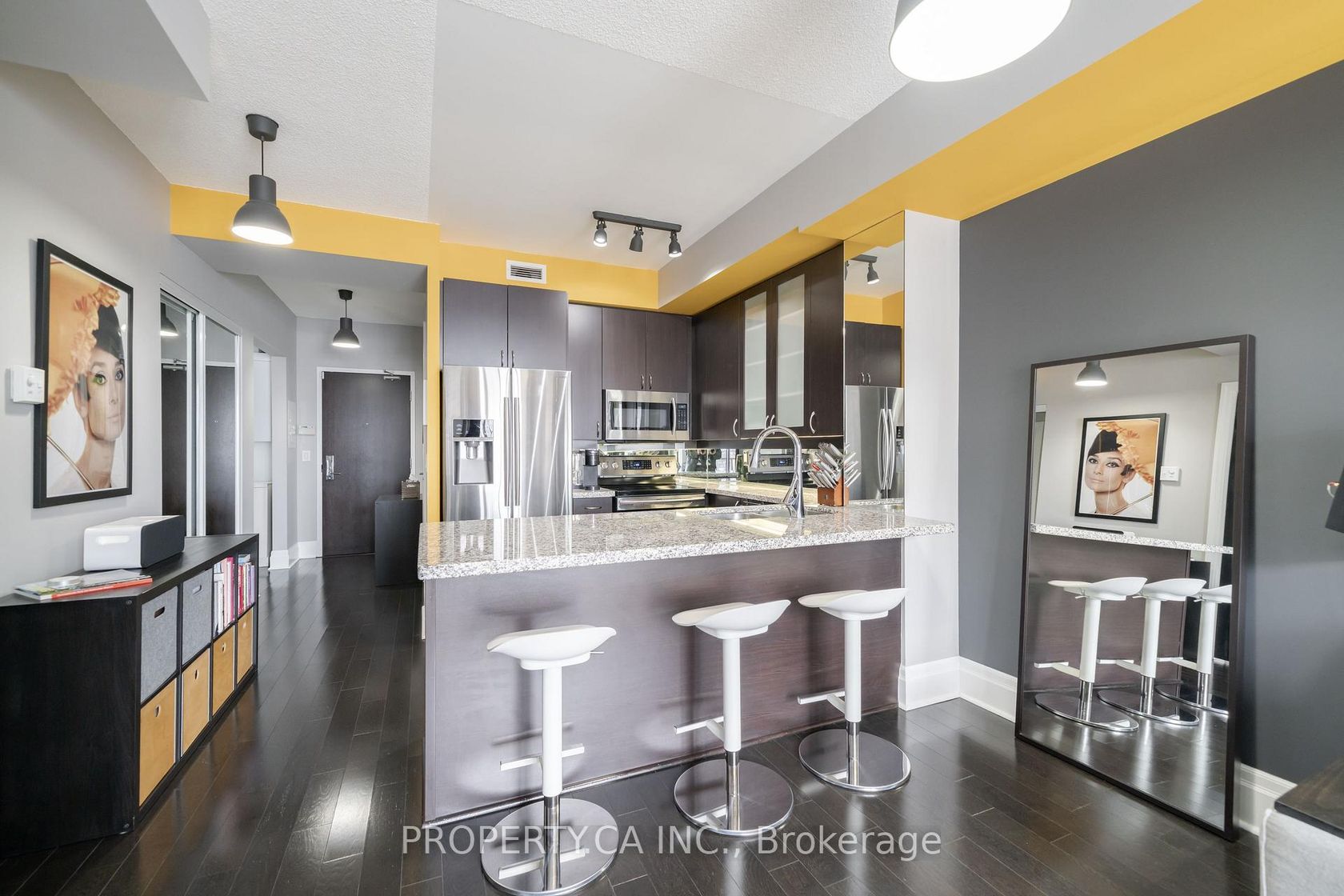 309 - 21 Upper Duke Crescent, Unionville, Markham photo number 2