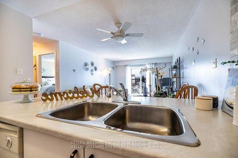 Photo 14 at 204 - 94 Aspen Springs Drive, Bowmanville, Clarington