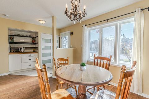 Photo 3 at 222 Country Lane, Painswick South, Barrie