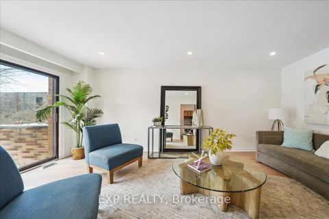 Photo 4 at 10 Laurie Shepway, Don Valley Village, Toronto