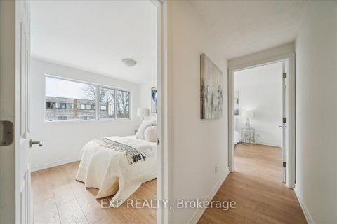 Photo 15 at 10 Laurie Shepway, Don Valley Village, Toronto