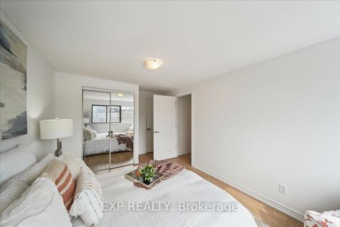 Photo 17 at 10 Laurie Shepway, Don Valley Village, Toronto