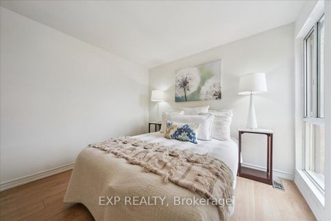 Photo 22 at 10 Laurie Shepway, Don Valley Village, Toronto