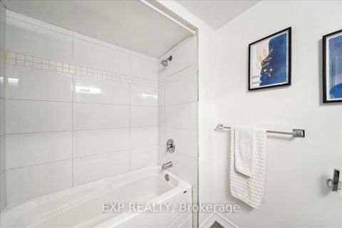 Photo 25 at 10 Laurie Shepway, Don Valley Village, Toronto