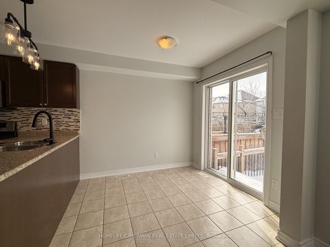 Photo 5 at 26 Wyndham Circle, Sutton & Jackson's Point, Georgina