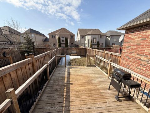 Photo 18 at 26 Wyndham Circle, Sutton & Jackson's Point, Georgina