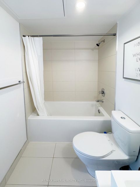 Photo 16 at 1910 - 1080 Bay Street, Bay Street Corridor, Toronto