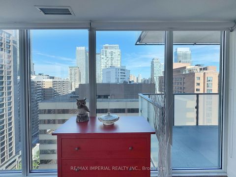 Photo 22 at 1910 - 1080 Bay Street, Bay Street Corridor, Toronto