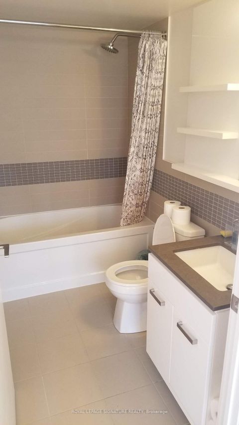 Photo 13 at 414 - 295 Adelaide Street W, Waterfront Communities C1, Toronto